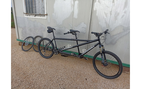 Tandem à Vendre